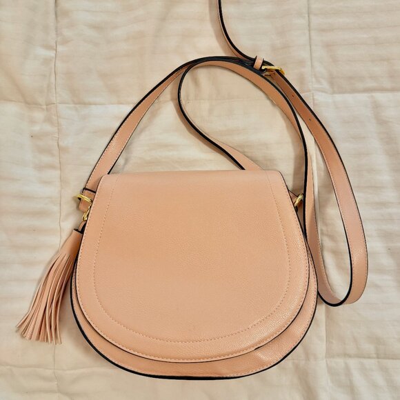 Old Navy Crossbody Saddle Bag in Pink - Picture 2 of 7
